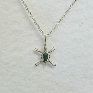 NWOT Turquoise Turtle Necklace